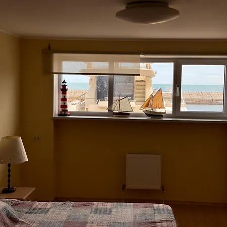 Holiday home двоповерхові в яхт-клубі Odesa