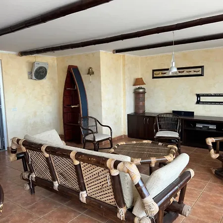 двоповерхові в яхт-клубі Holiday home